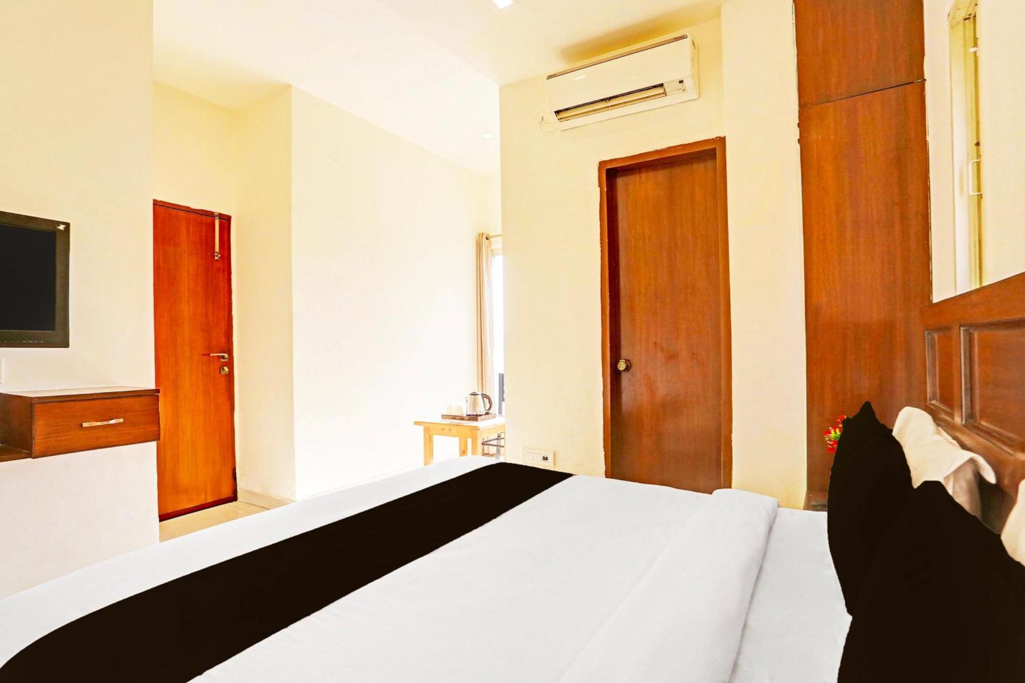 Manyavar hotel Csandígarh Kültér fotó